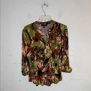 Cocomo Leaf Print Blouse - Green and Tan Size Medium Petite